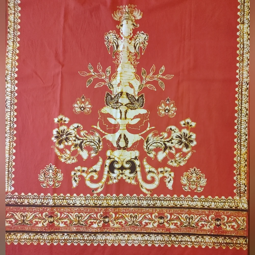 Hand made SIGNED Elegant Red and Gold Tablecloth Indonesia (203 rl1) 36